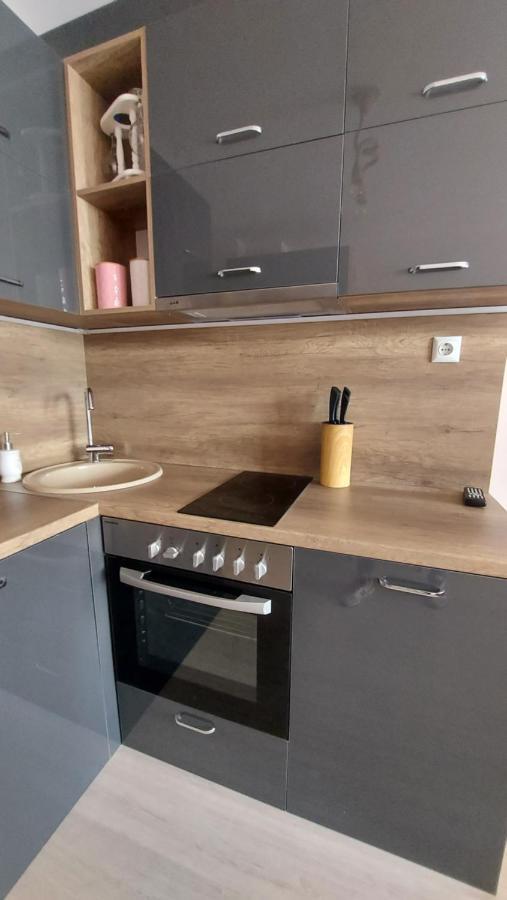 HostEx Pastello Deluxe Studio Stara Zagora Esterno foto